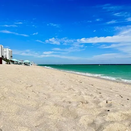 Beautiful Studio In A Seafront Condo Miami Beach Exterior photo